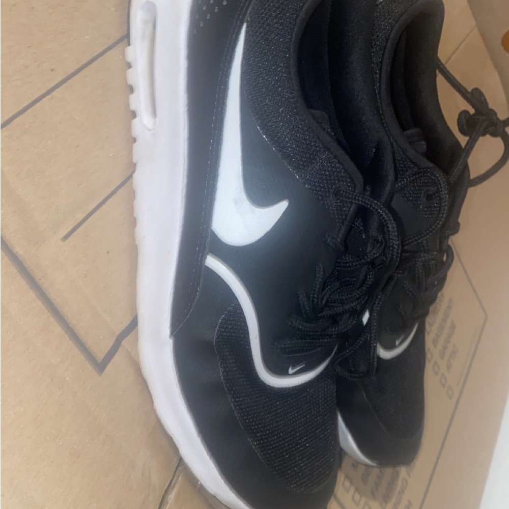 Size 8.5 Nike shoes